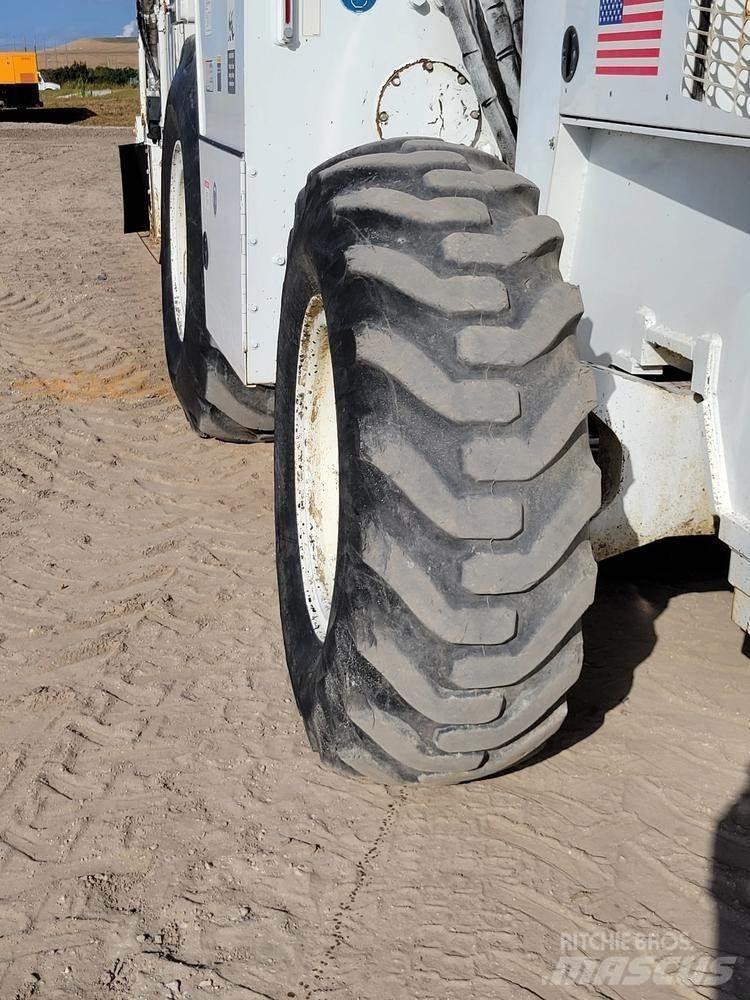 Roadtec SX2E Recyklovače asfaltu