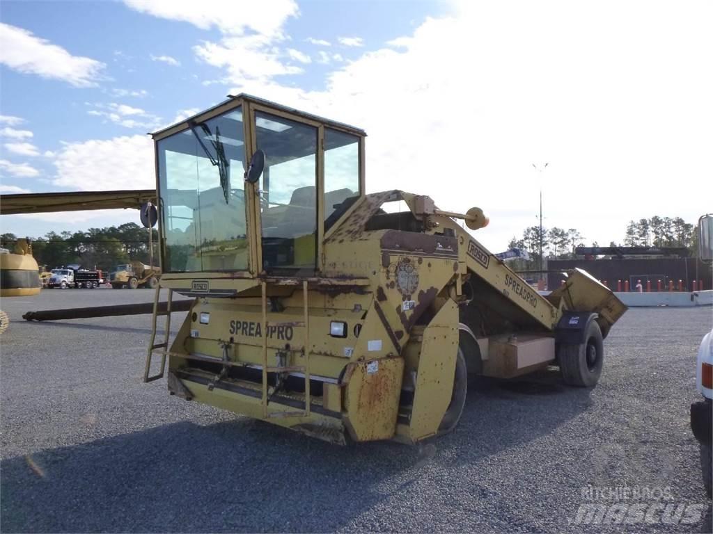 Rosco SPREADPRO Stroje pre prepravu materiálov
