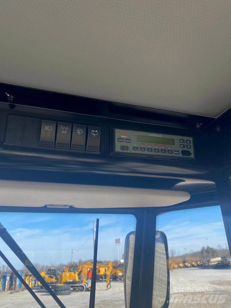 Sany SSR120C-8 Tandemové valce