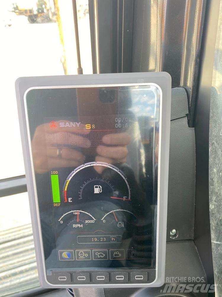 Sany SY500H Pásové rýpadlá