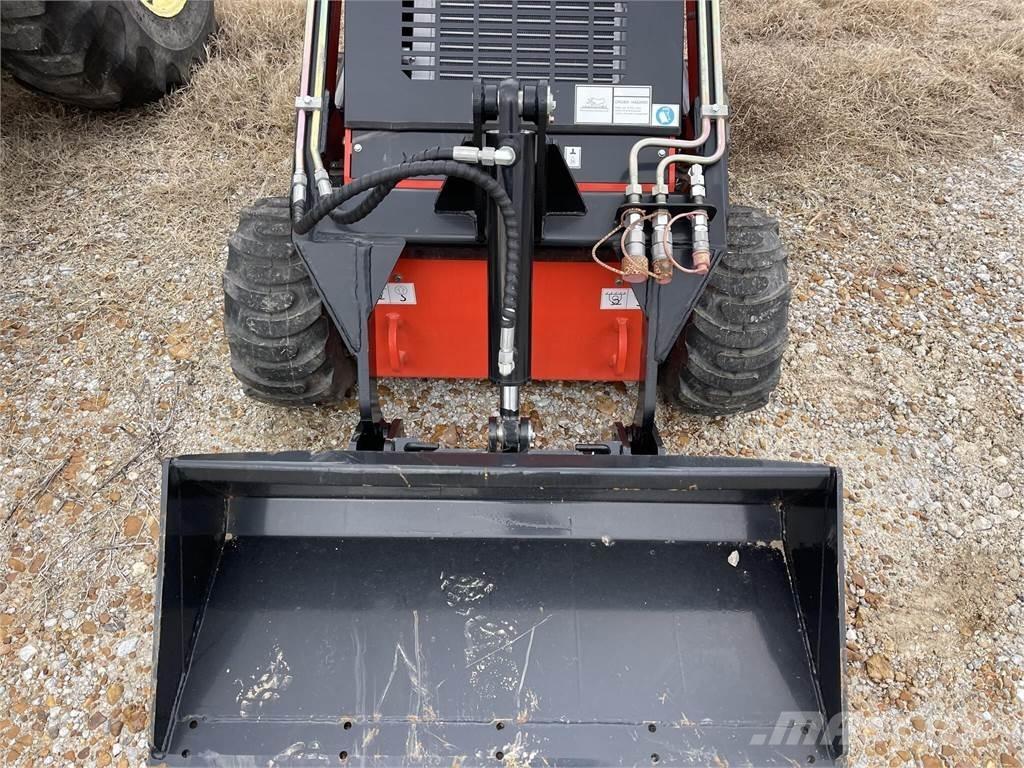  SDLOOL SL380 Šmykom riadené nakladače