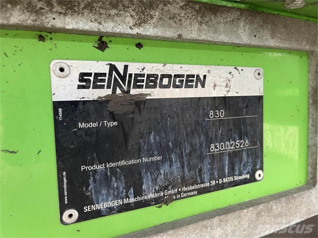 Sennebogen 830M Stroje pre manipuláciu s odpadom