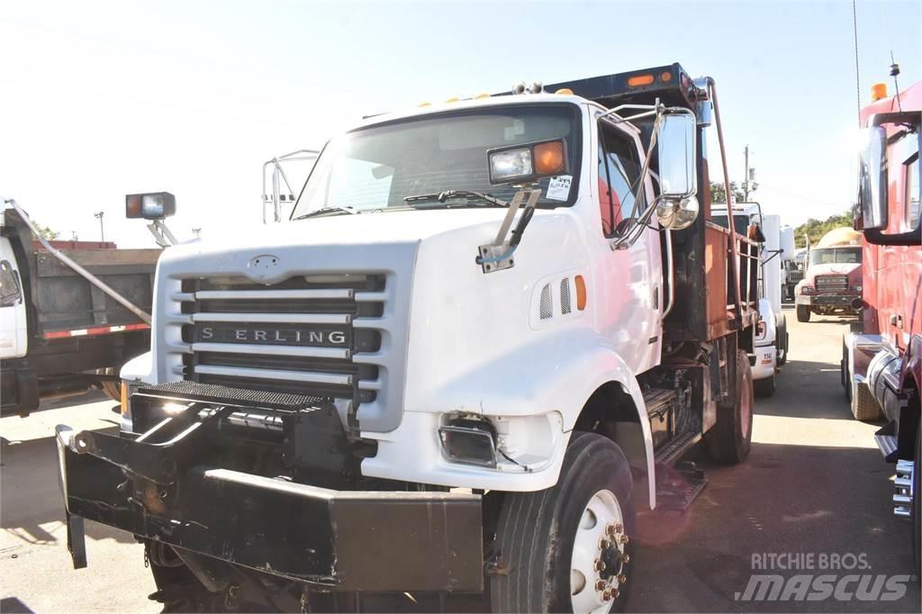 Sterling L7500 Sklápače