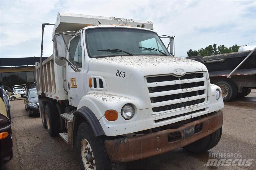Sterling L7500 Sklápače