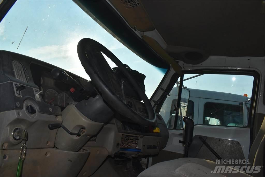 Sterling L9500 Sklápače
