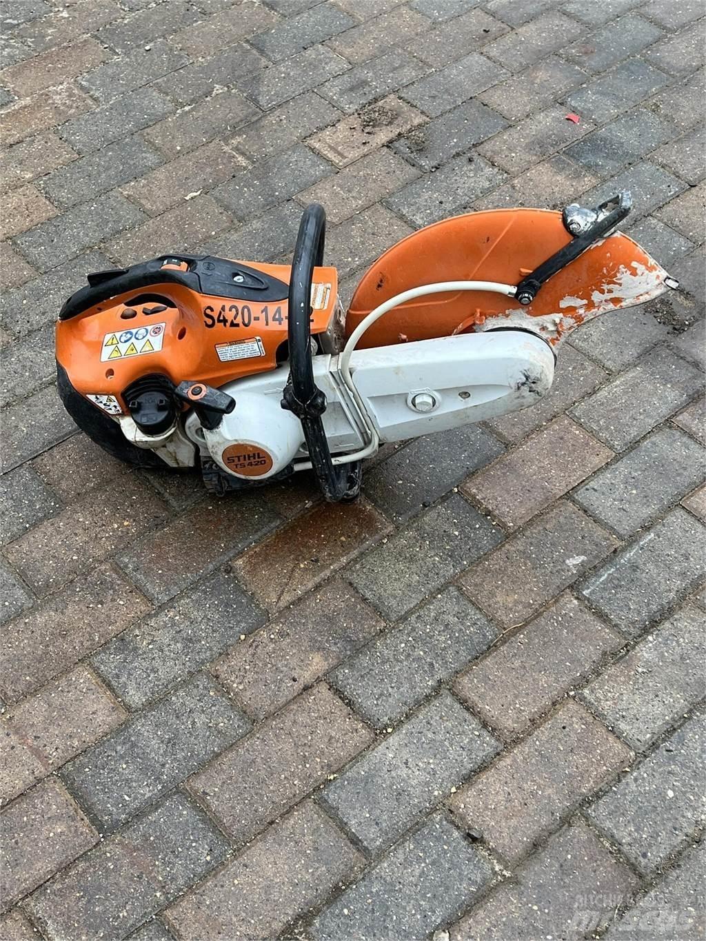 Stihl TS420 Píly na betón a kameň