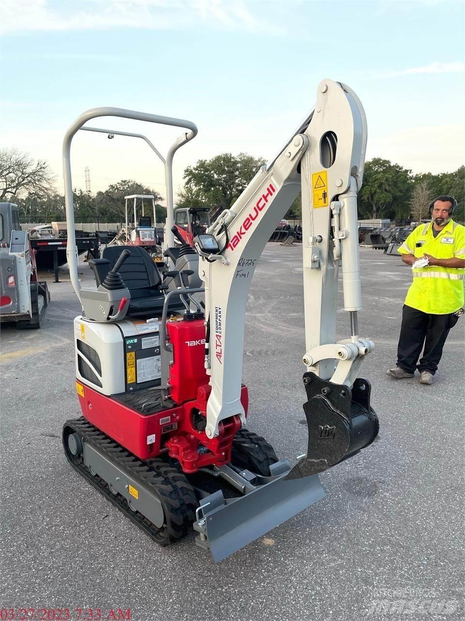 Takeuchi TB210R Mini rýpadlá < 7t