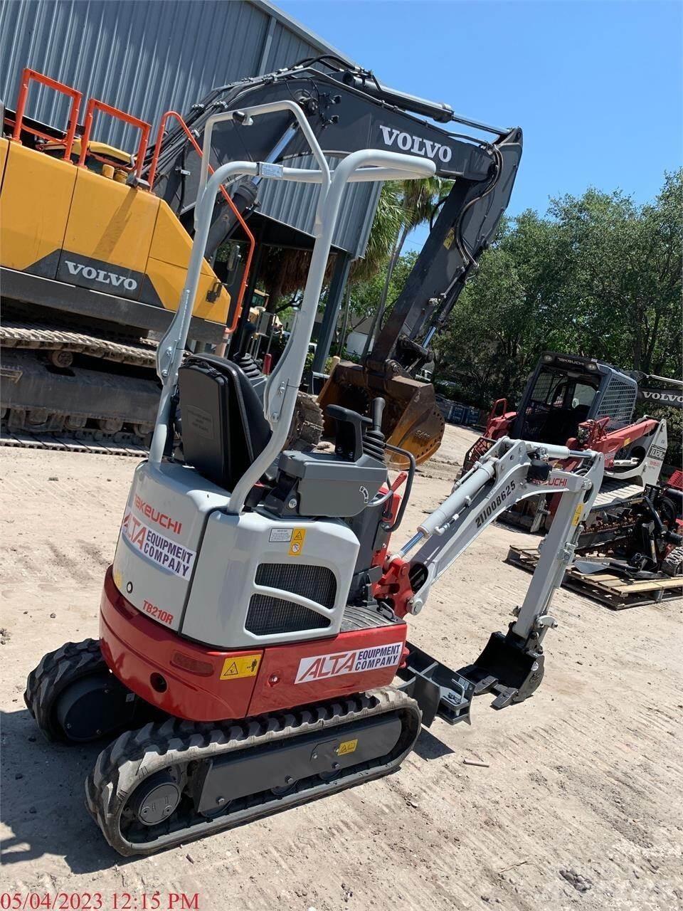 Takeuchi TB210R Mini rýpadlá < 7t