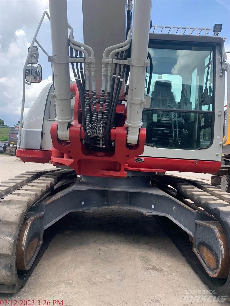 Takeuchi TB2150 Pásové rýpadlá