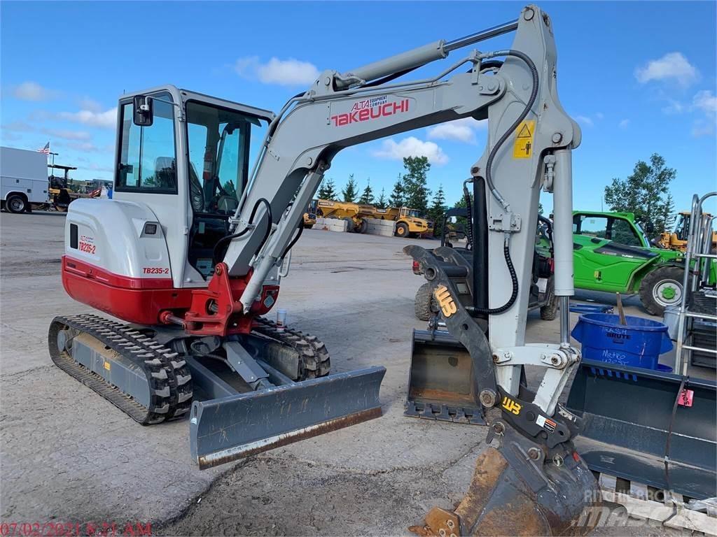 Takeuchi TB235-2 Mini rýpadlá < 7t