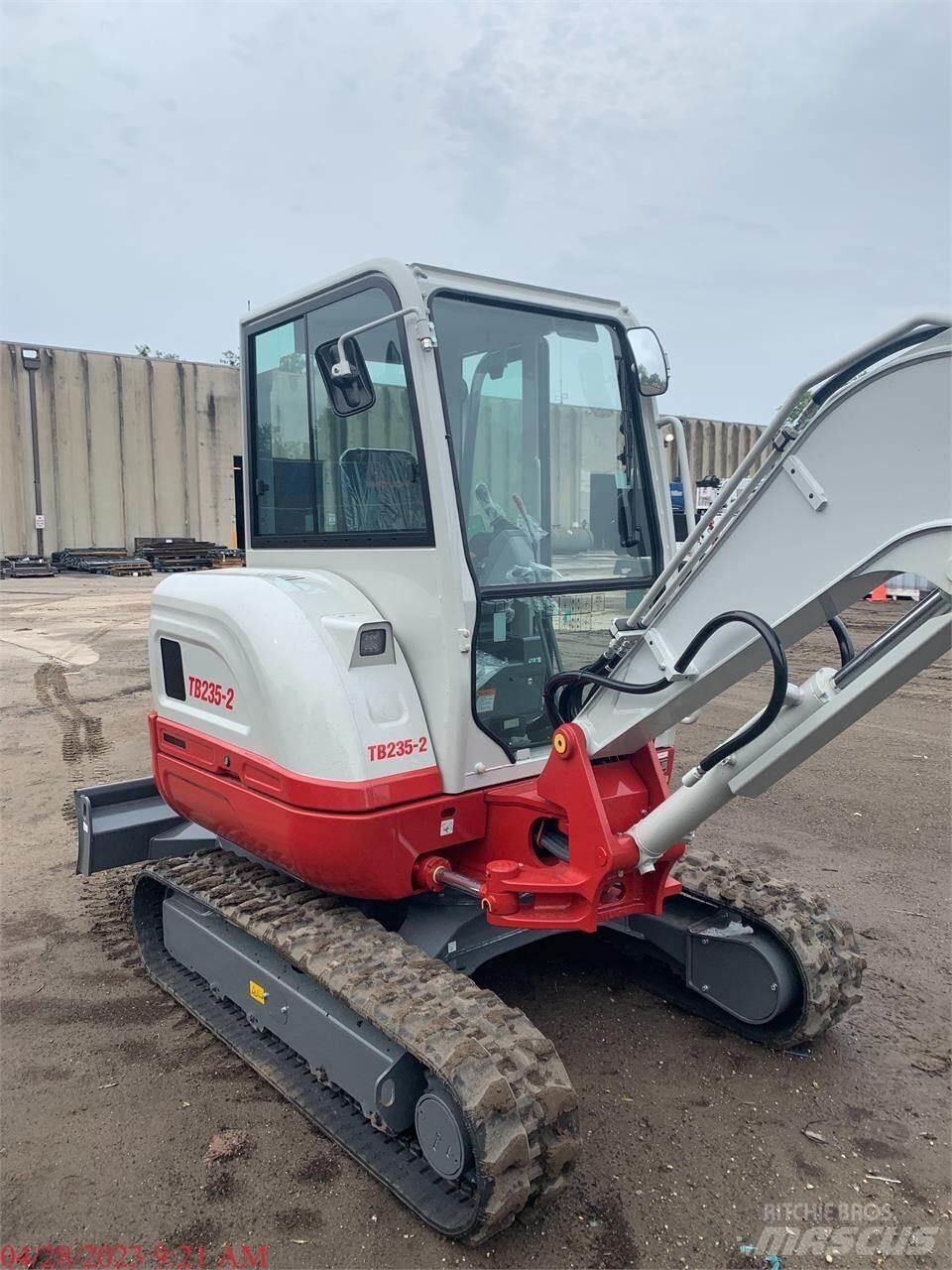 Takeuchi TB235-2 Mini rýpadlá < 7t