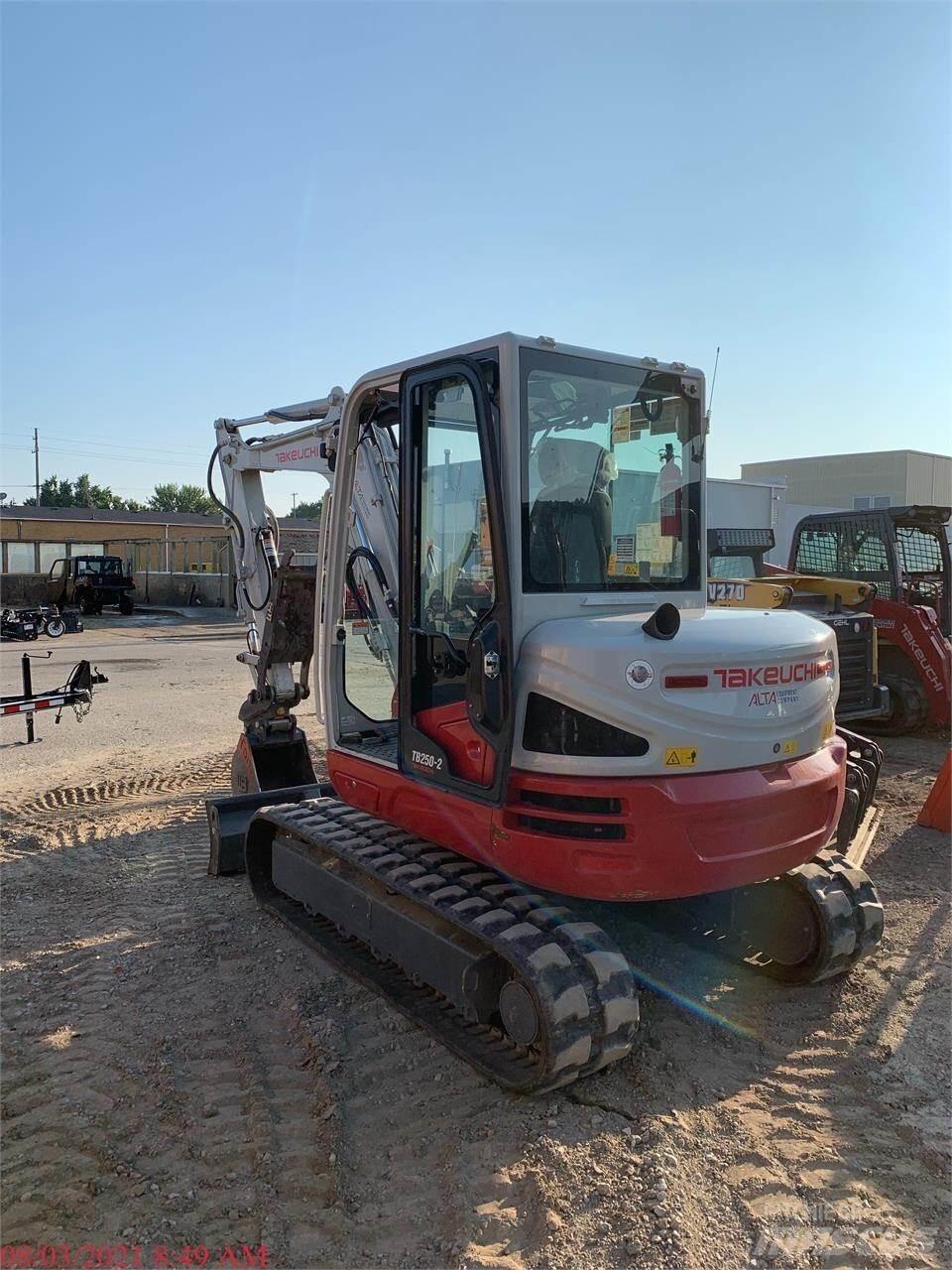 Takeuchi TB250-2 Mini rýpadlá < 7t