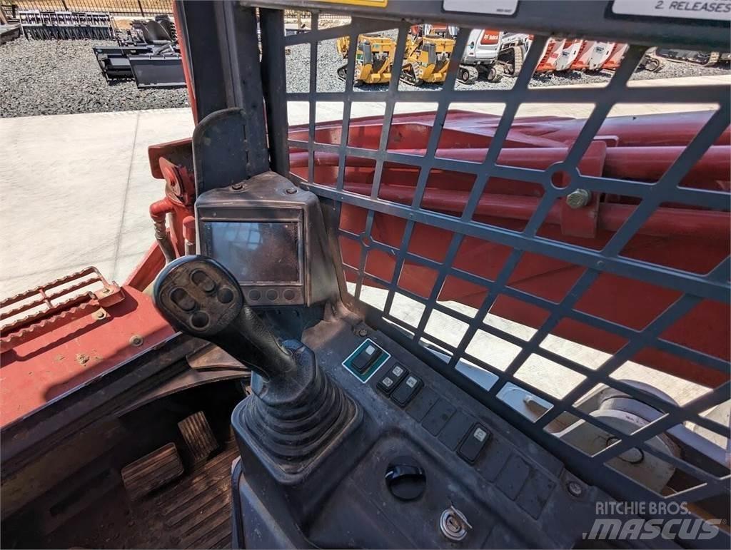 Takeuchi TL12V2 Šmykom riadené nakladače