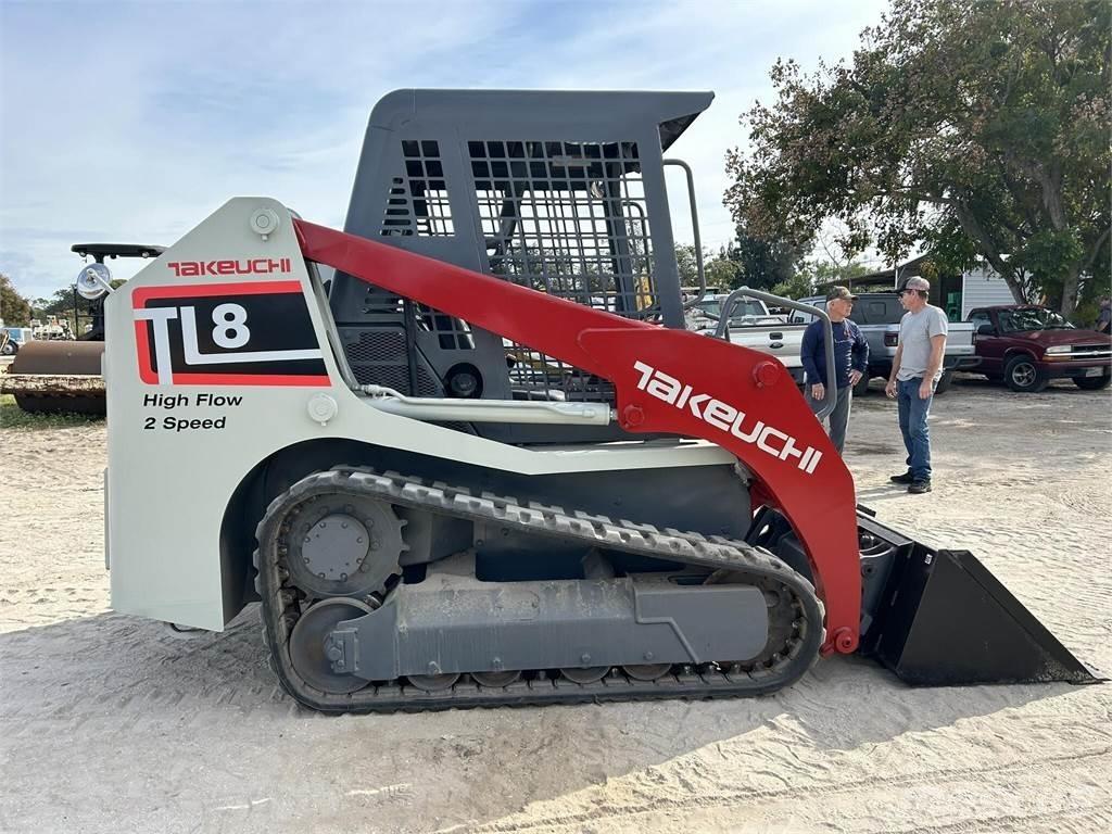 Takeuchi TL8 Šmykom riadené nakladače