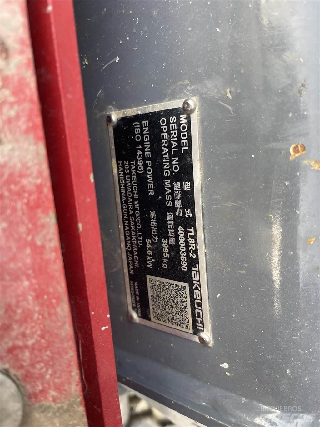 Takeuchi TL8R2 Šmykom riadené nakladače