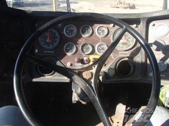 Terex 3307 Kĺbové nákladné autá