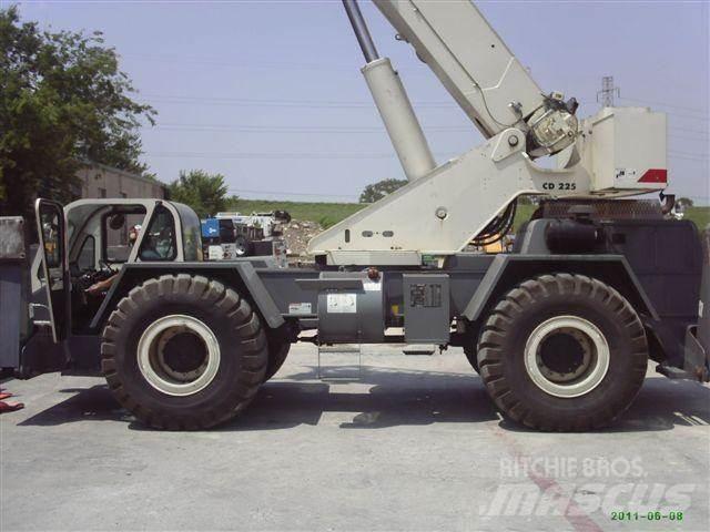 Terex CD225 Žeriavy pre ťažký terén