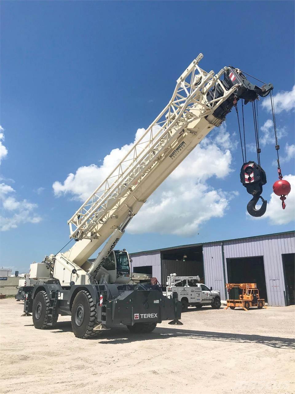 Terex QUADSTAR 1100 Žeriavy pre ťažký terén