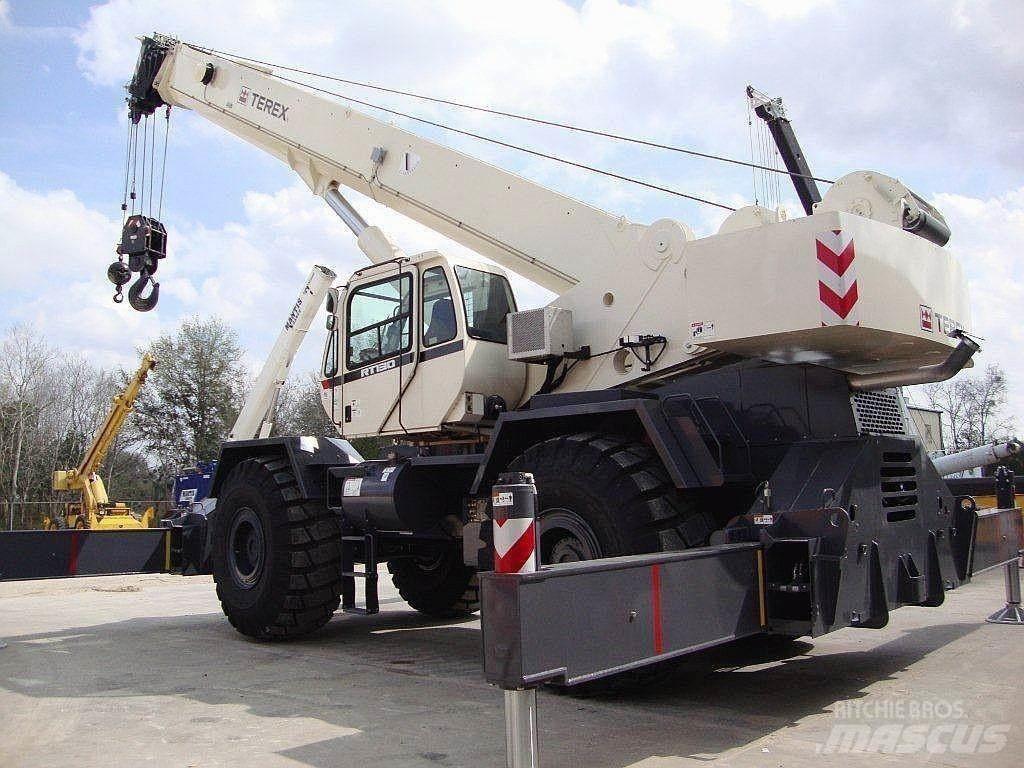 Terex RT130 Žeriavy pre ťažký terén