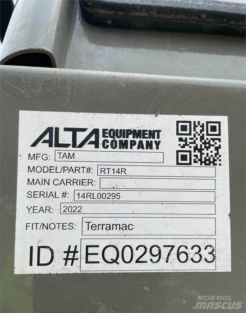 Terramac RT14R Pásové sklápače