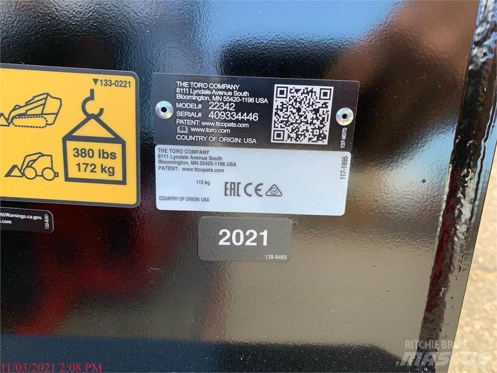 Toro DINGO TX1000W Šmykom riadené nakladače