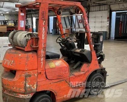 Toyota 7FGCU25 Iné