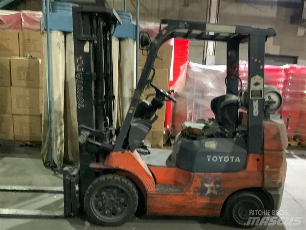 Toyota 7FGCU25 Iné