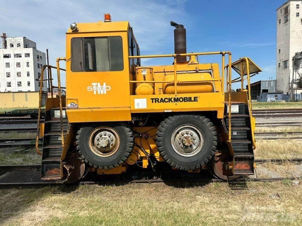 TRACKMOBILE 5500TM Stavebníctvo - ostatné