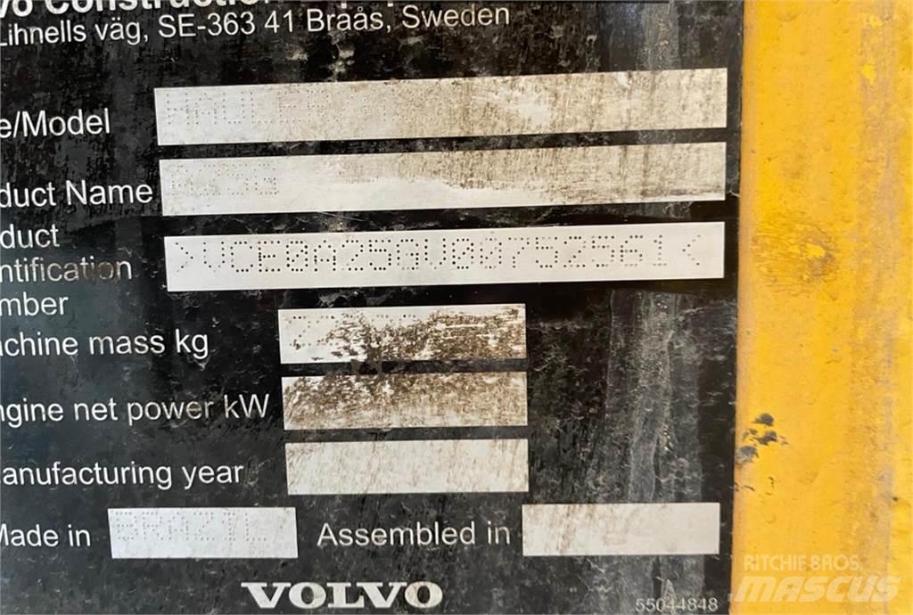 Volvo A25G Kĺbové nákladné autá