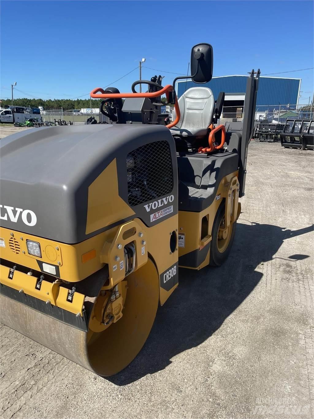 Volvo CR30B Kombinované valce
