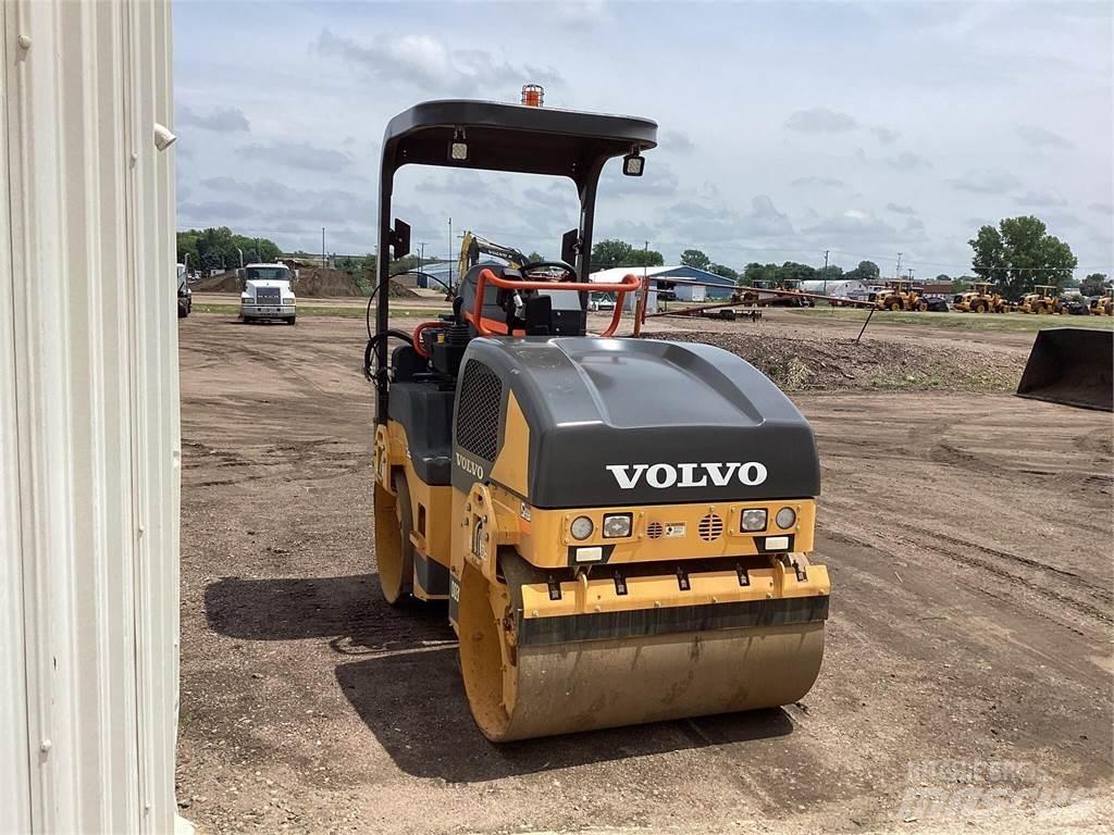 Volvo DD30B Tandemové valce