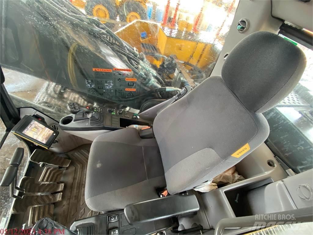 Volvo EC220EL Pásové rýpadlá