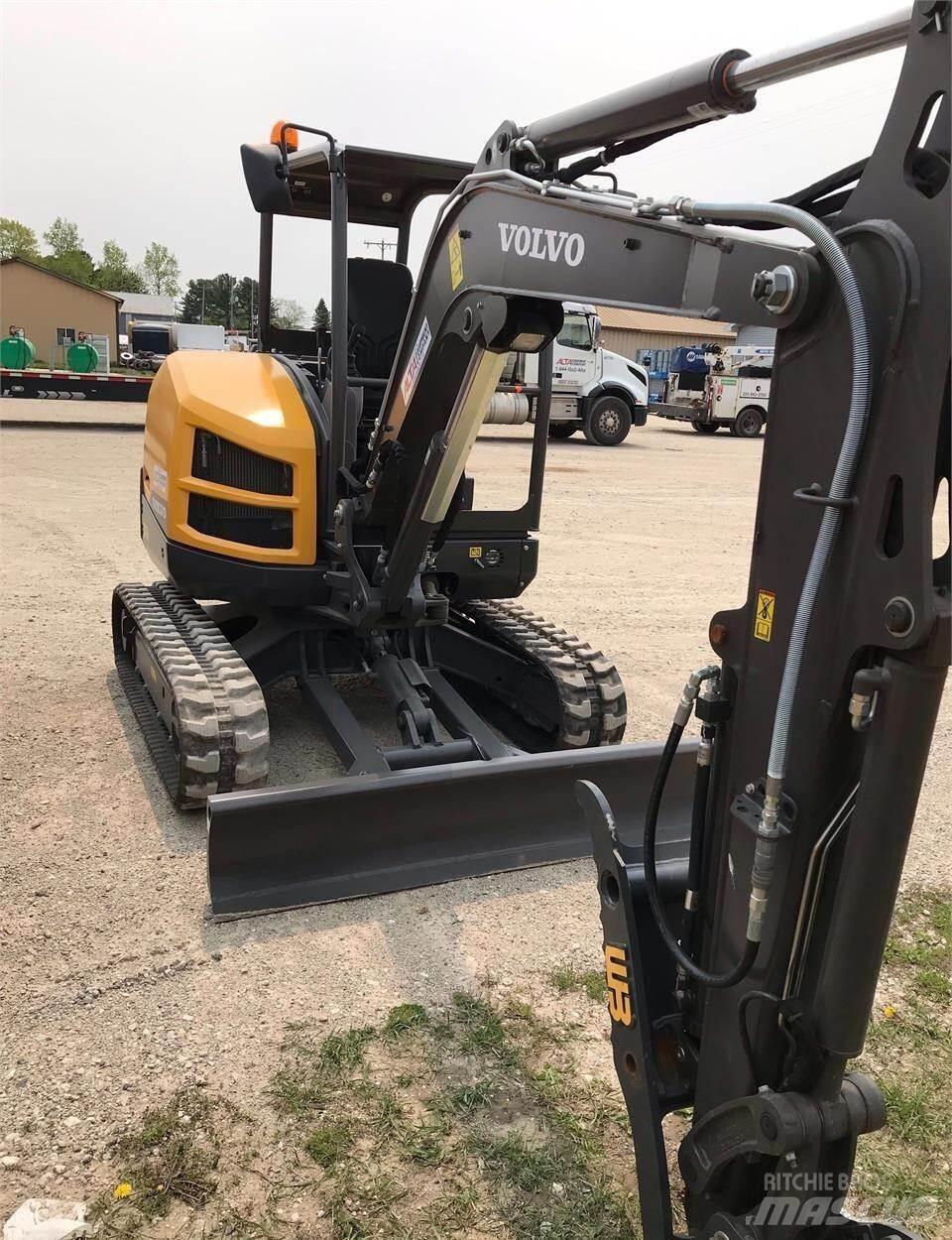 Volvo EC35D Mini rýpadlá < 7t