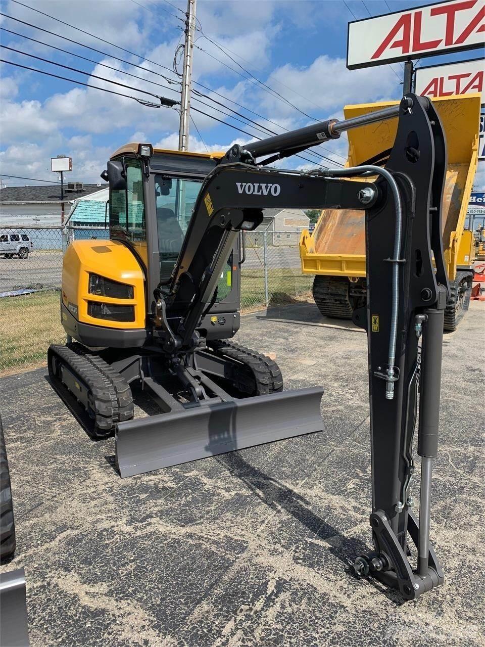 Volvo EC35D Mini rýpadlá < 7t