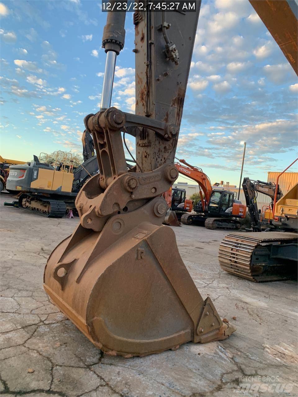 Volvo EC480EL Pásové rýpadlá
