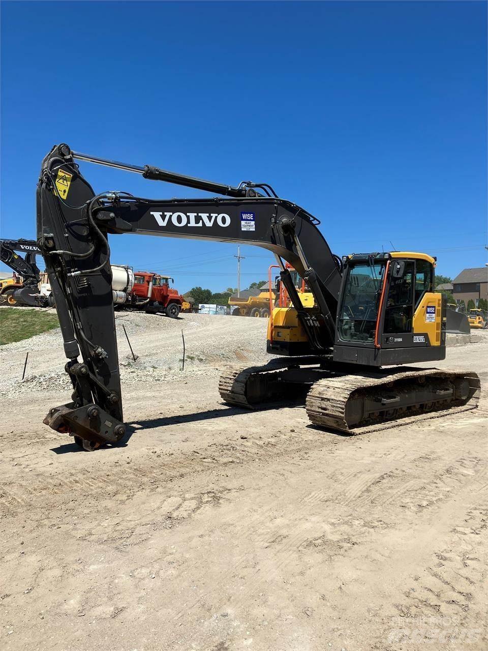 Volvo ECR235EL Pásové rýpadlá