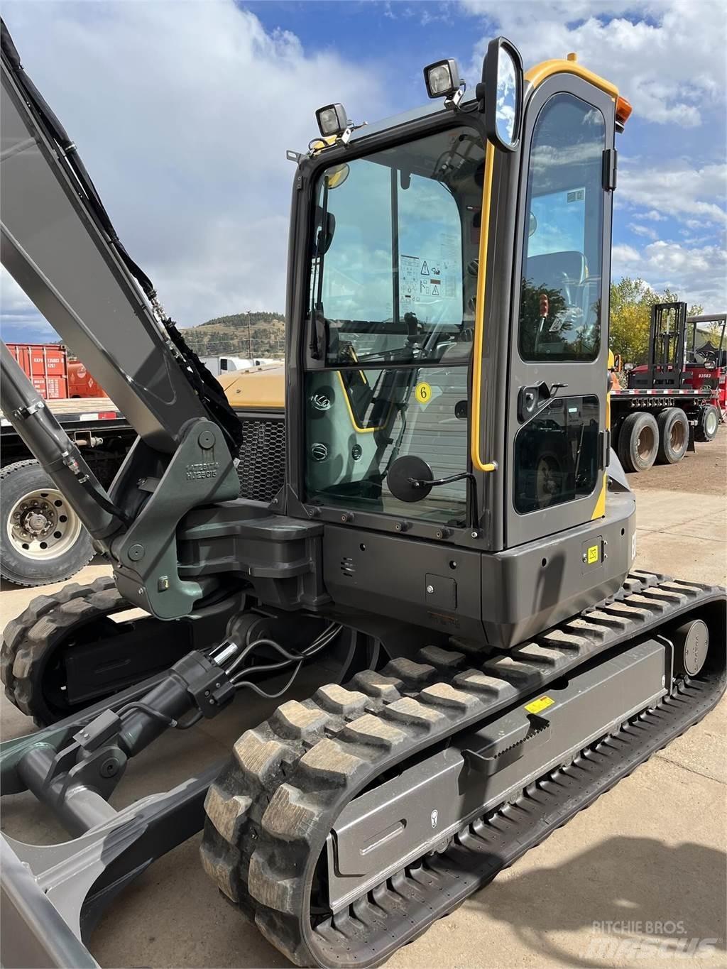 Volvo ECR88D Pásové rýpadlá
