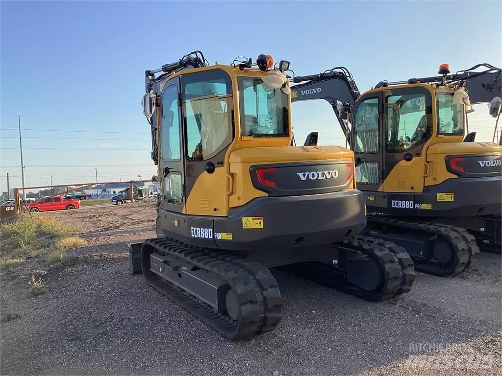 Volvo ECR88D Pásové rýpadlá