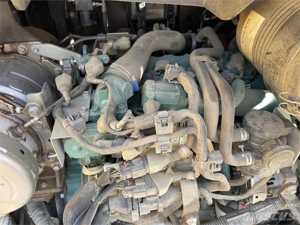 Volvo ECR88D Pásové rýpadlá