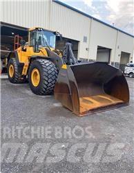 Volvo L220H Kolesové nakladače