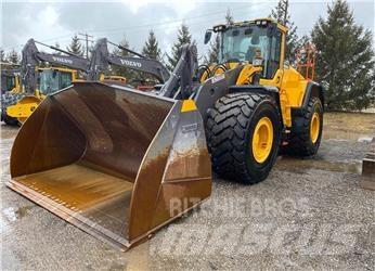 Volvo L220H Kolesové nakladače