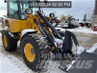 Volvo L25 Kolesové nakladače