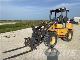 Volvo L30GS Kolesové nakladače