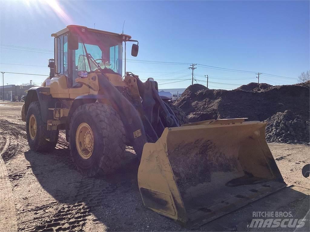 Volvo L70G Kolesové nakladače