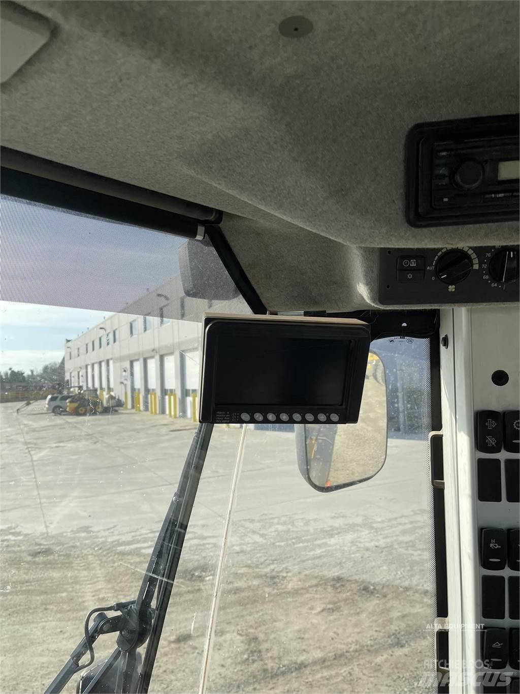 Volvo L70H Kolesové nakladače