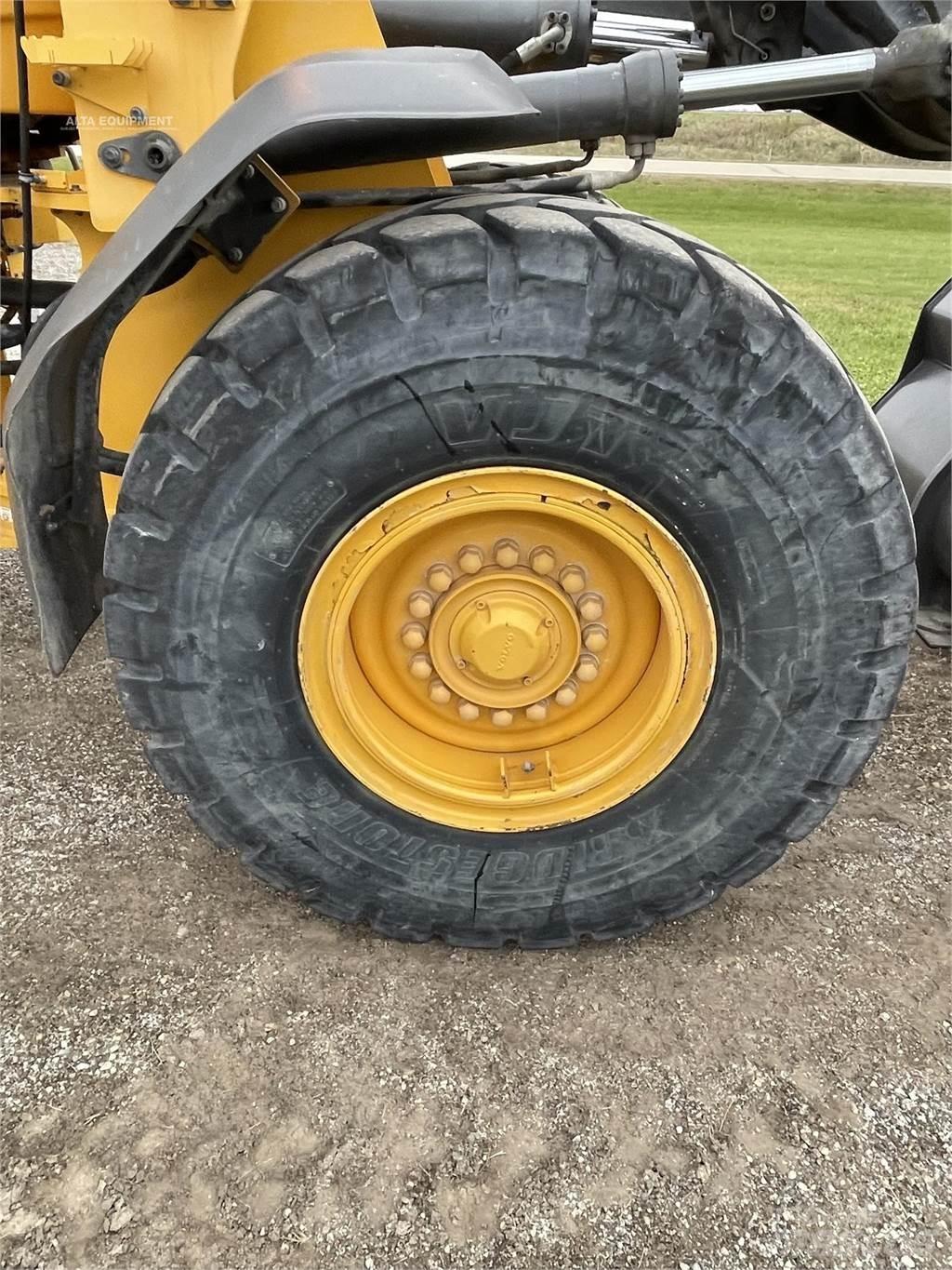 Volvo L70H Kolesové nakladače