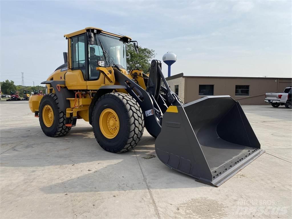 Volvo L90H Kolesové nakladače