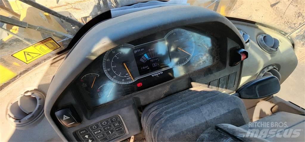 Volvo L90H Kolesové nakladače