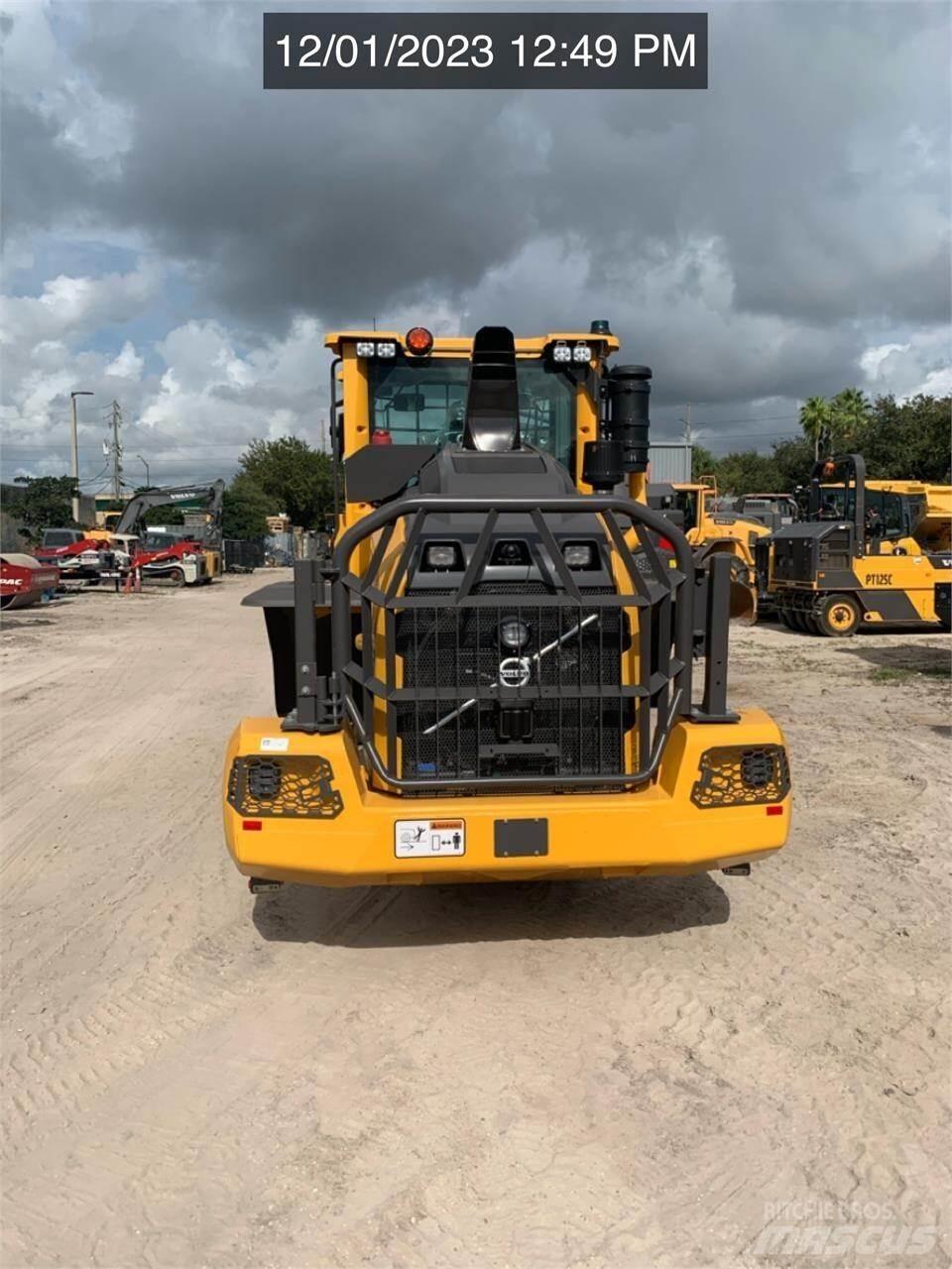 Volvo L90H Kolesové nakladače