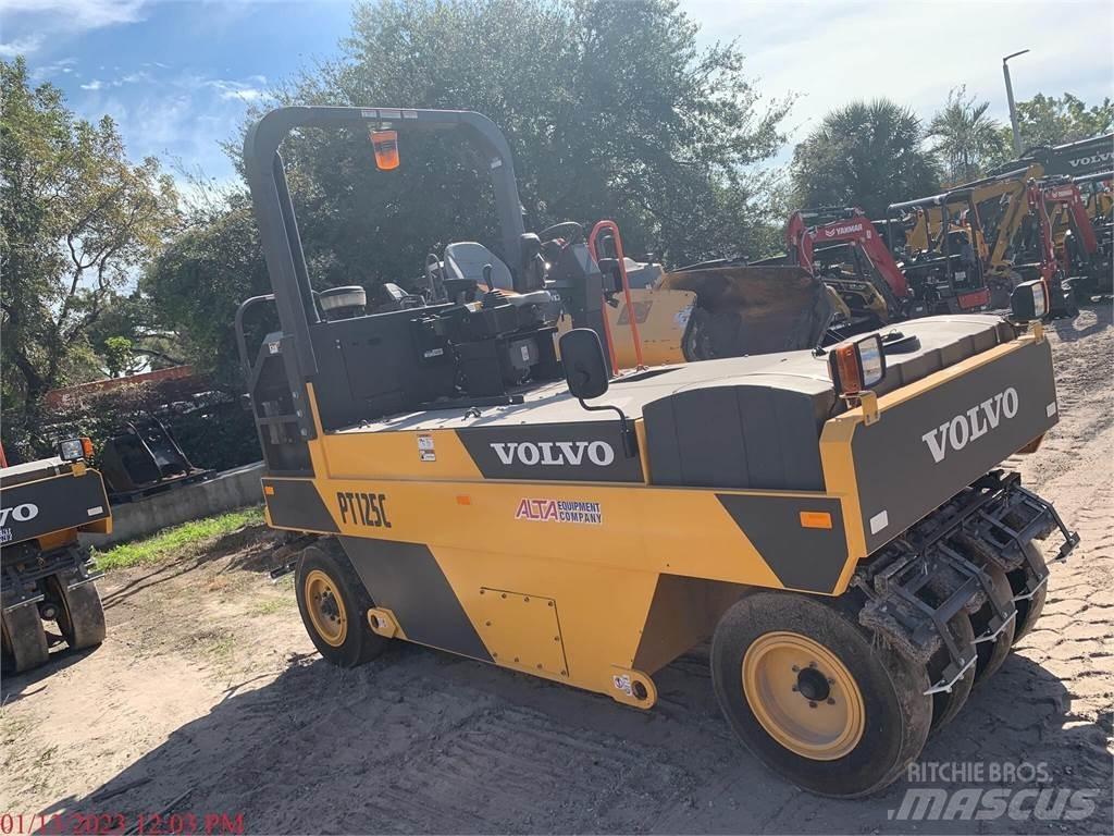 Volvo PT125C Pneumatikové valce